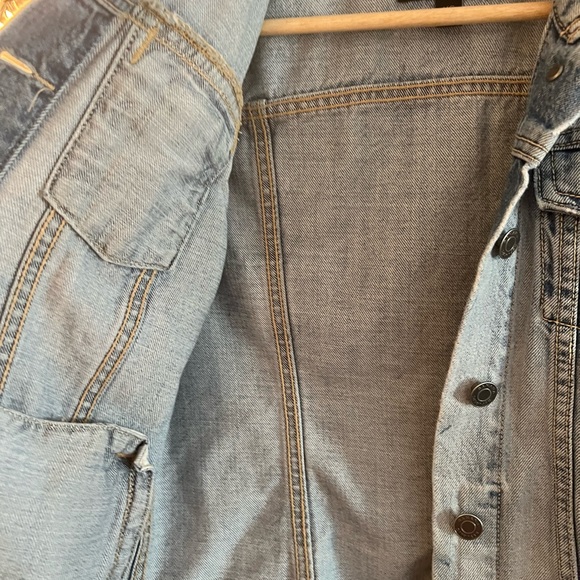 Banana republic denim jacket - Picture 2 of 5